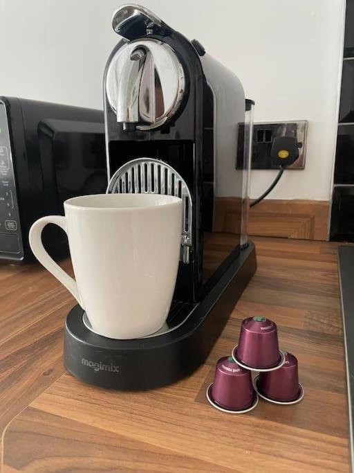 Modern 1-Bed Apartment Belfast Esterno foto