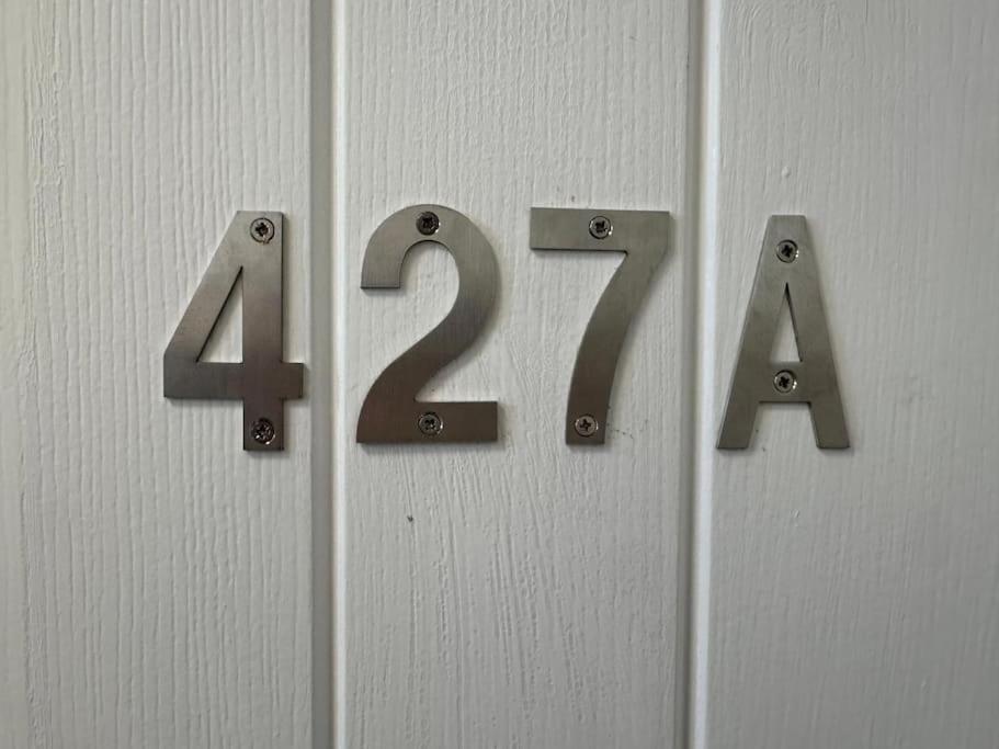 Modern 1-Bed Apartment Belfast Esterno foto